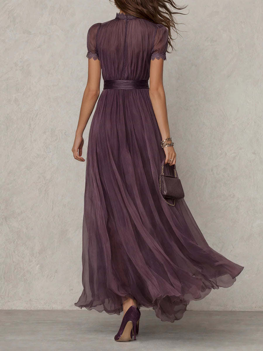 Flavia | Elegancka Fioletowa Sukienka Maxi z Chiffonu z Wycięciem